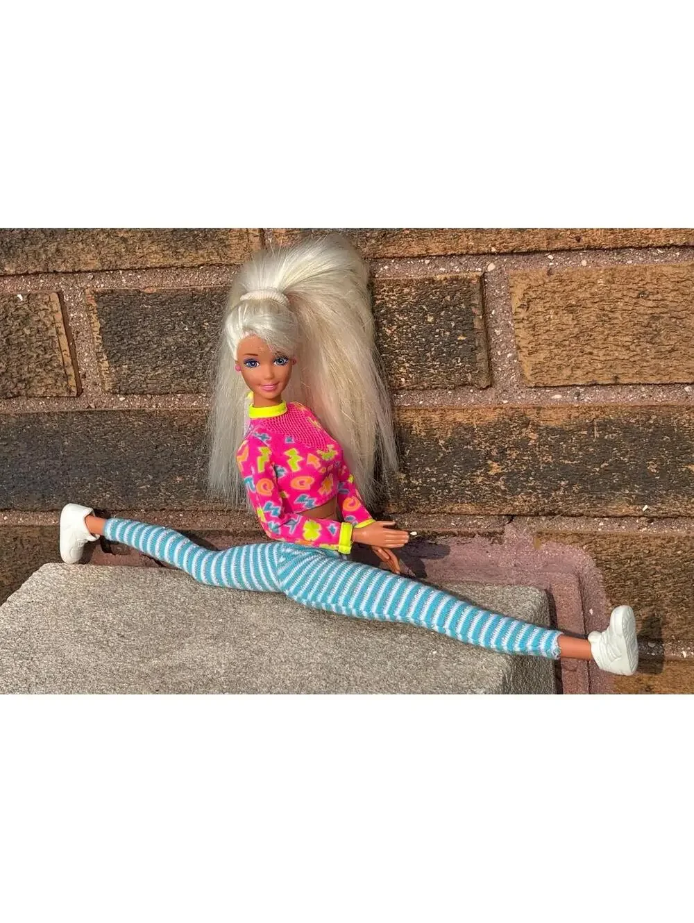 Vintage Barbie Workin Out Barbie In original top